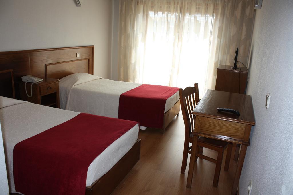 Hotel Classis براغانسا الغرفة الصورة