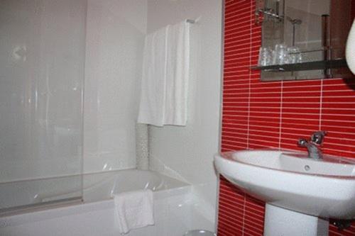 Hotel Classis براغانسا المظهر الخارجي الصورة